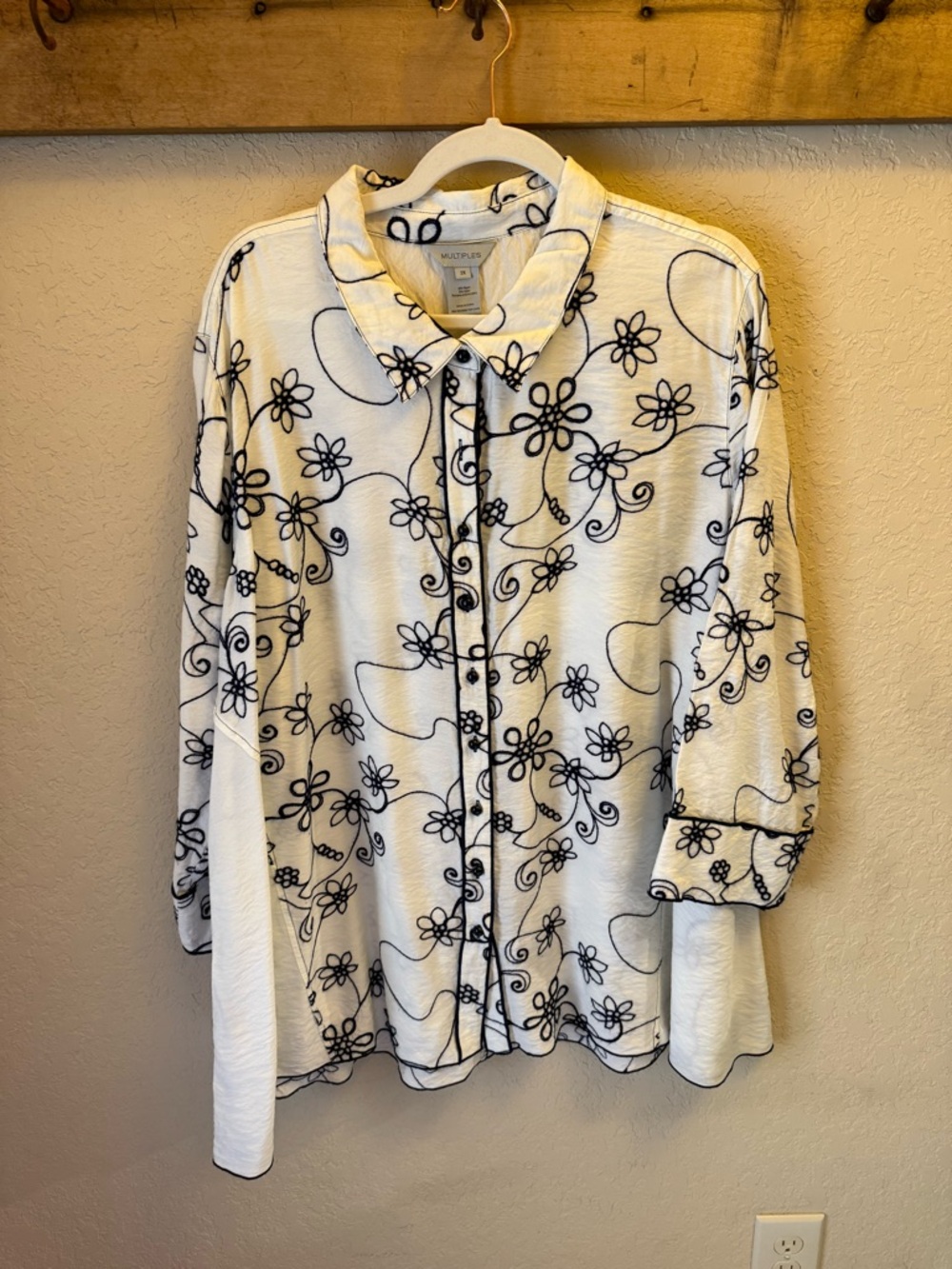 Multiples White Button-Up Blouse with Black Floral Line Pattern
